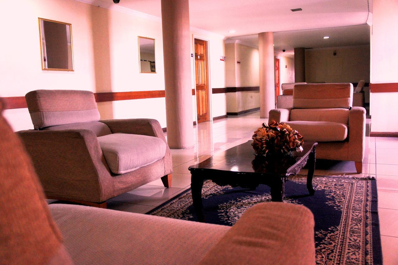 ホテル Le Grand Penthouse Guyana ジョージタウン エクステリア 写真
