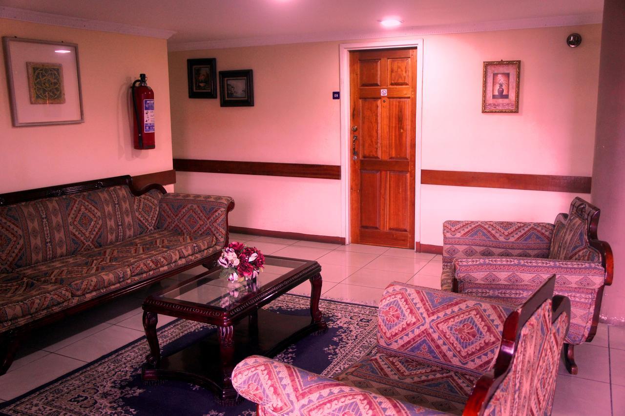 ホテル Le Grand Penthouse Guyana ジョージタウン エクステリア 写真
